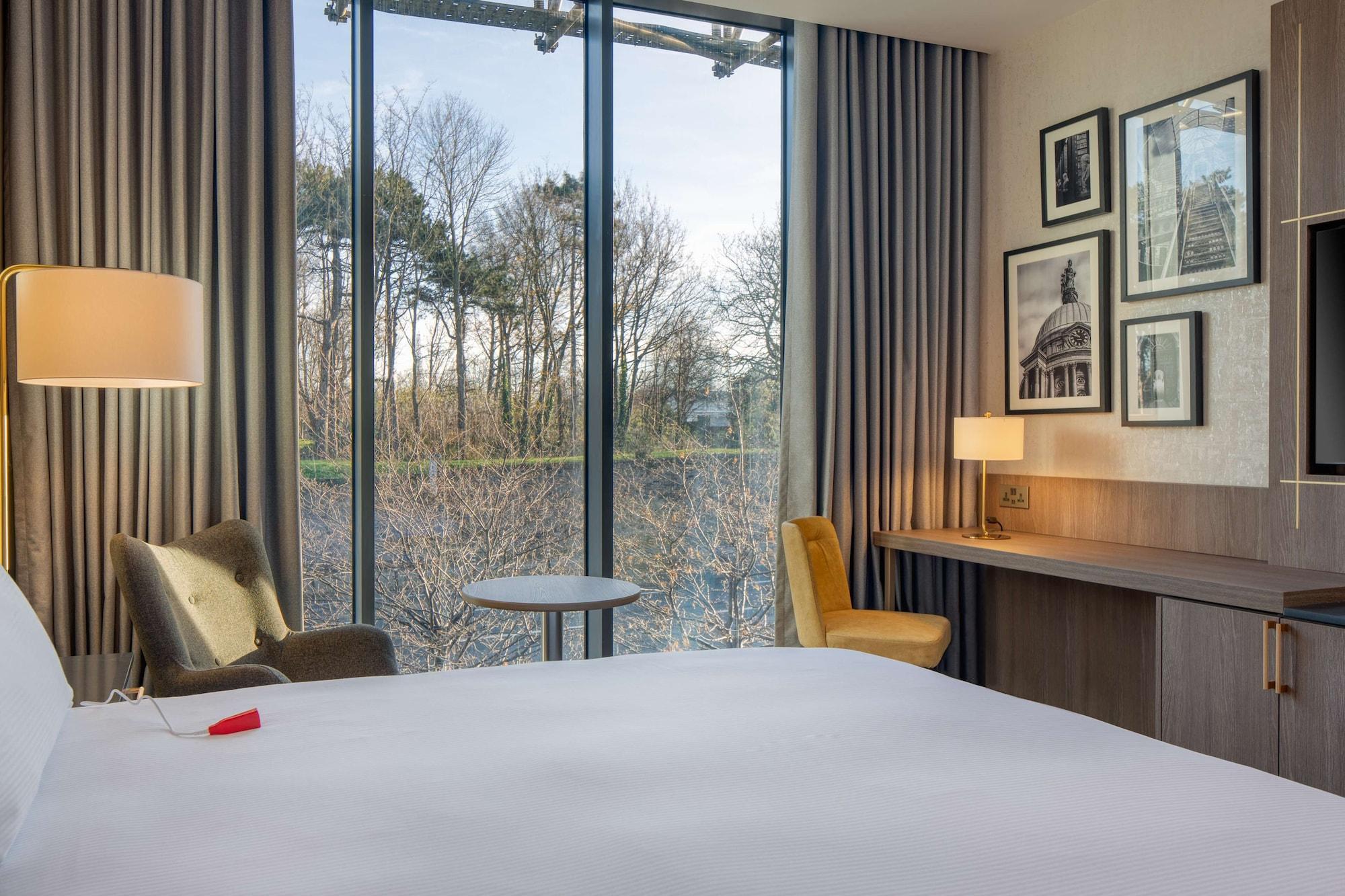 Hotel Hilton Dublin Kilmainham Zewnętrze zdjęcie