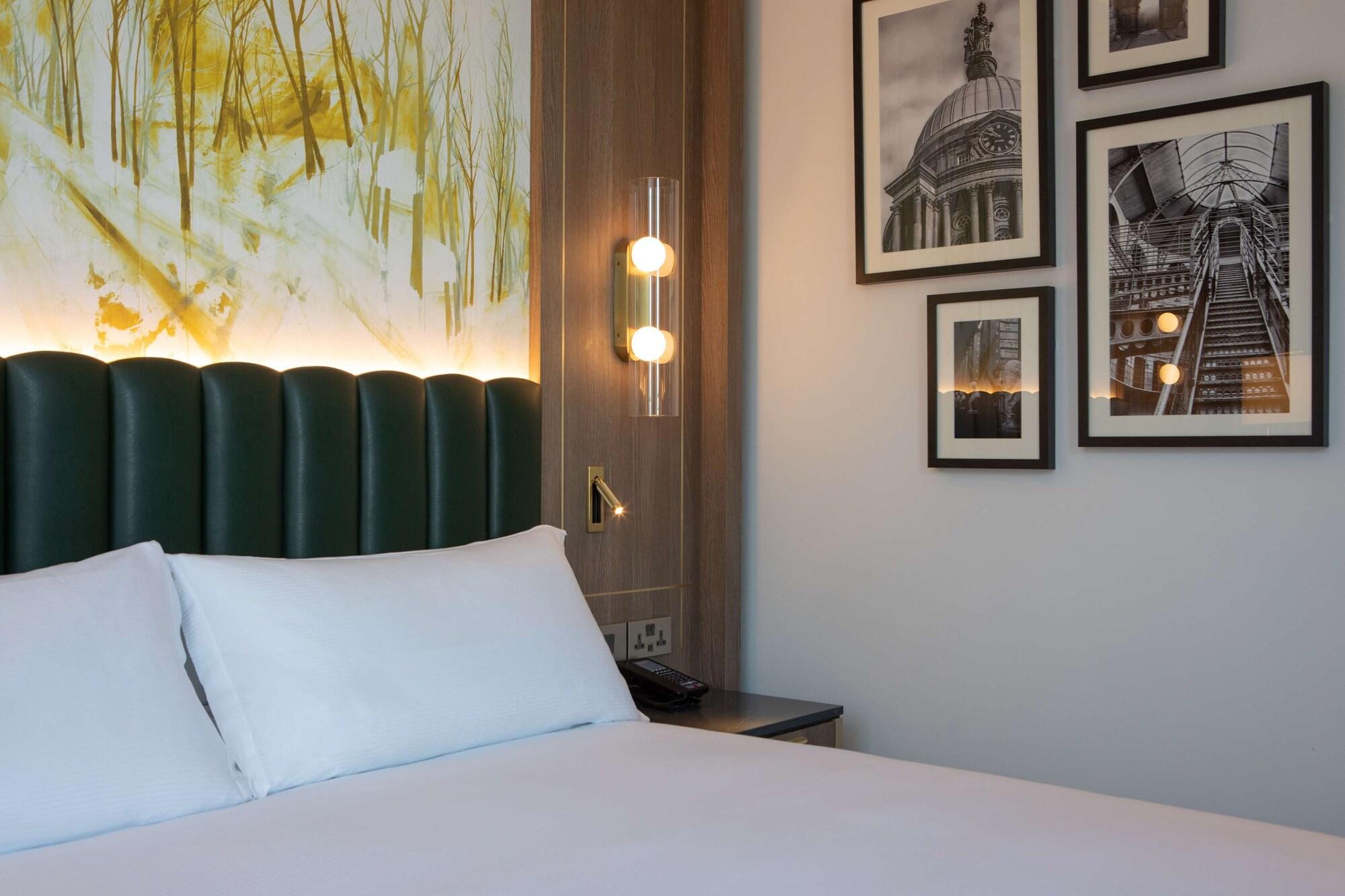 Hotel Hilton Dublin Kilmainham Zewnętrze zdjęcie